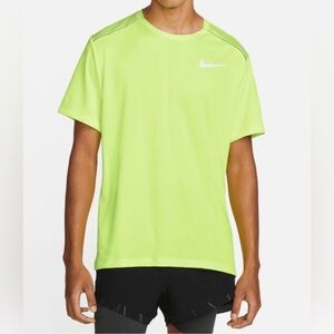 Nike Men’s Dri-Fit Miler Running Shirt Yellow/Green 
Size XXL